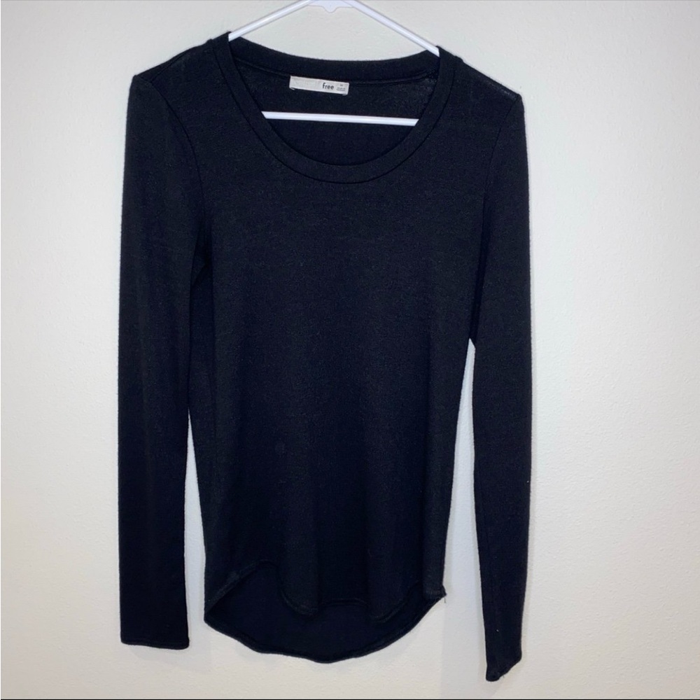 Aritzia Wilfred Free Diapason Long Sleeve Scoop Neck T-Shirt Black‎ Size M